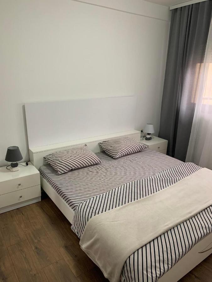 Ferienwohnung Mar Lux Kumanovo Exterior foto