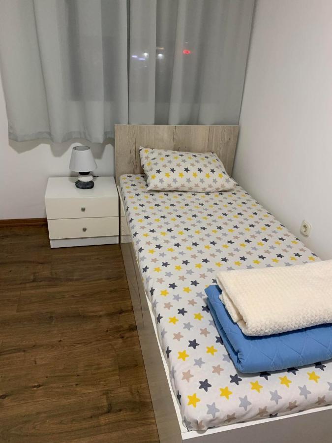 Ferienwohnung Mar Lux Kumanovo Exterior foto