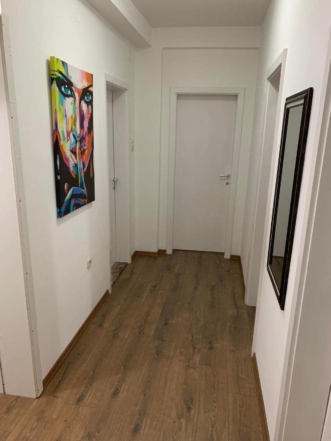 Ferienwohnung Mar Lux Kumanovo Exterior foto