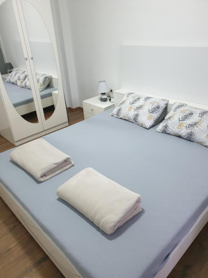 Ferienwohnung Mar Lux Kumanovo Exterior foto